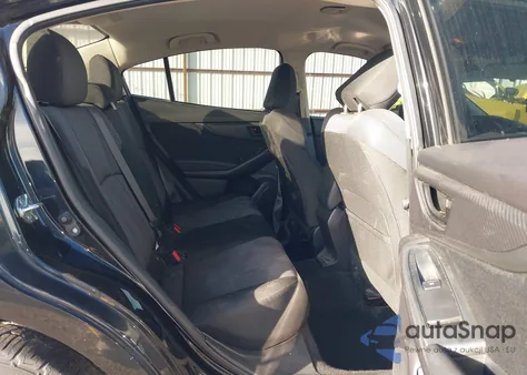 2018 Subaru Impreza 2.0I Premium из США, поврежденный, VIN 4S3GKAB68J3600894